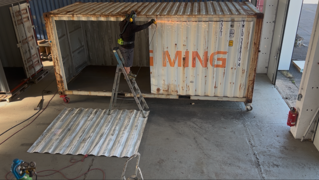 Cutting out the Sidewall of a 20ft Container Doublebox